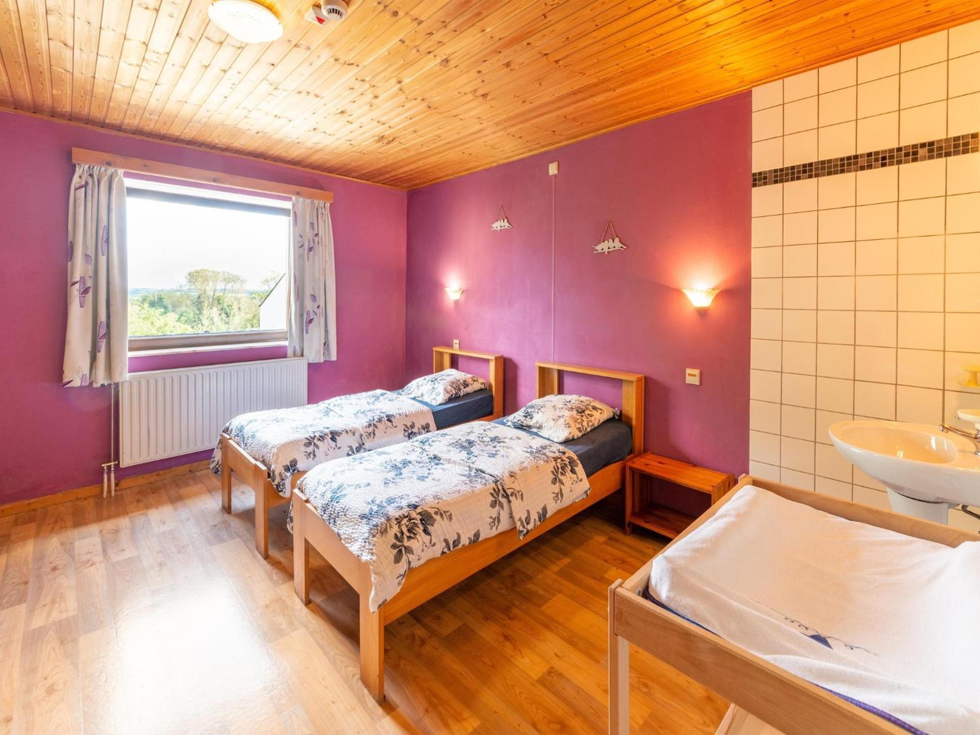Wonderful Holiday Home In Montleban With Sauna Buitenkant foto